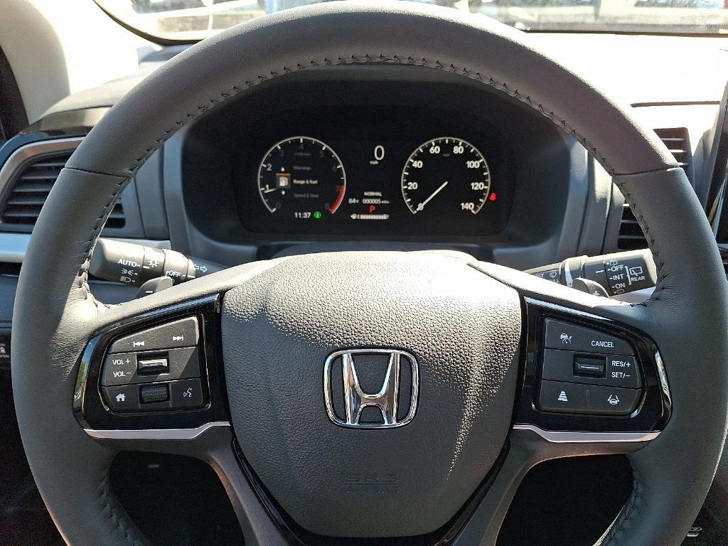 new 2026 Honda Odyssey car, priced at $46,817