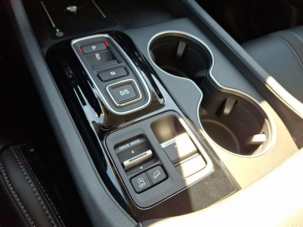 new 2025 Honda Pilot car, priced at $46,299