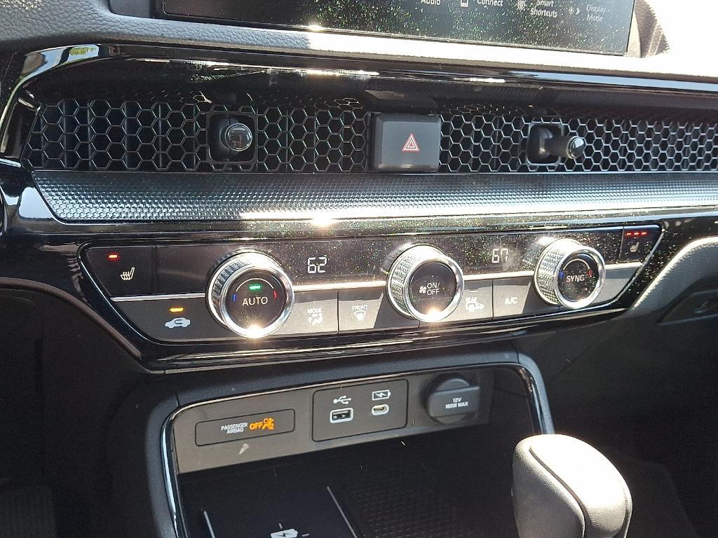 used 2025 Honda CR-V car, priced at $36,995