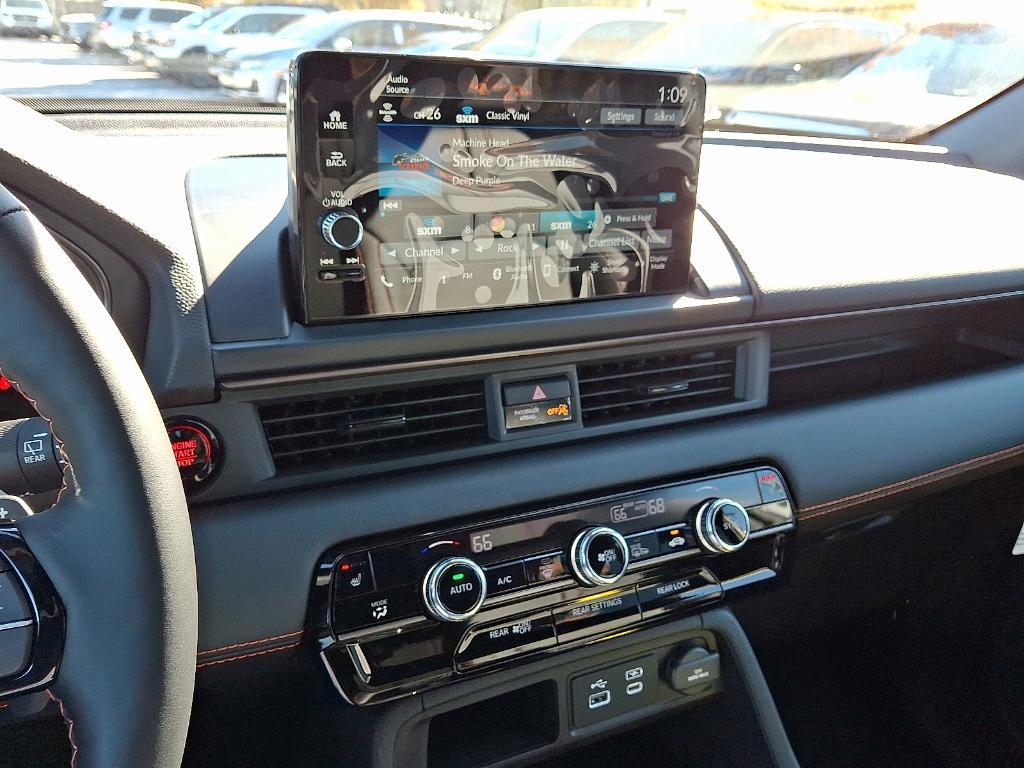 new 2025 Honda Pilot car, priced at $49,316