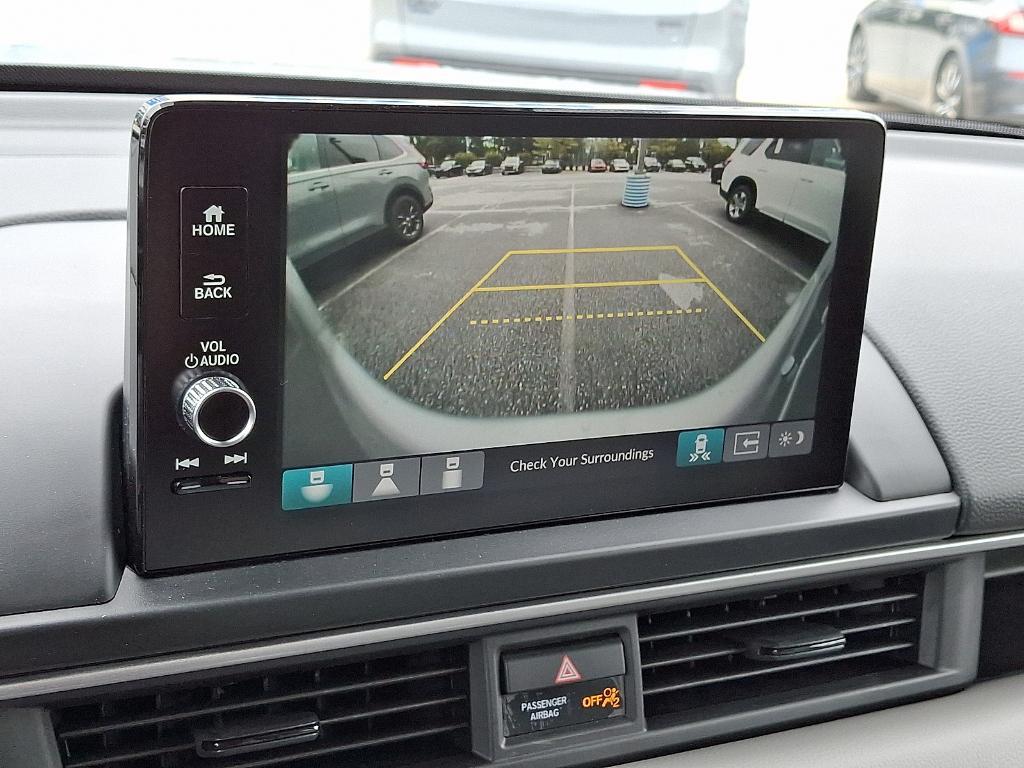 new 2025 Honda Pilot car, priced at $50,433