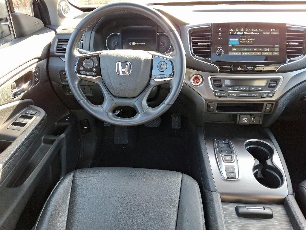 used 2022 Honda Pilot car, priced at $30,995