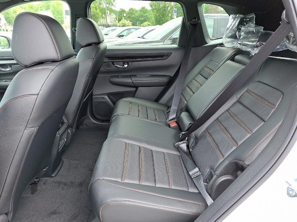 new 2025 Honda CR-V Hybrid car, priced at $39,998