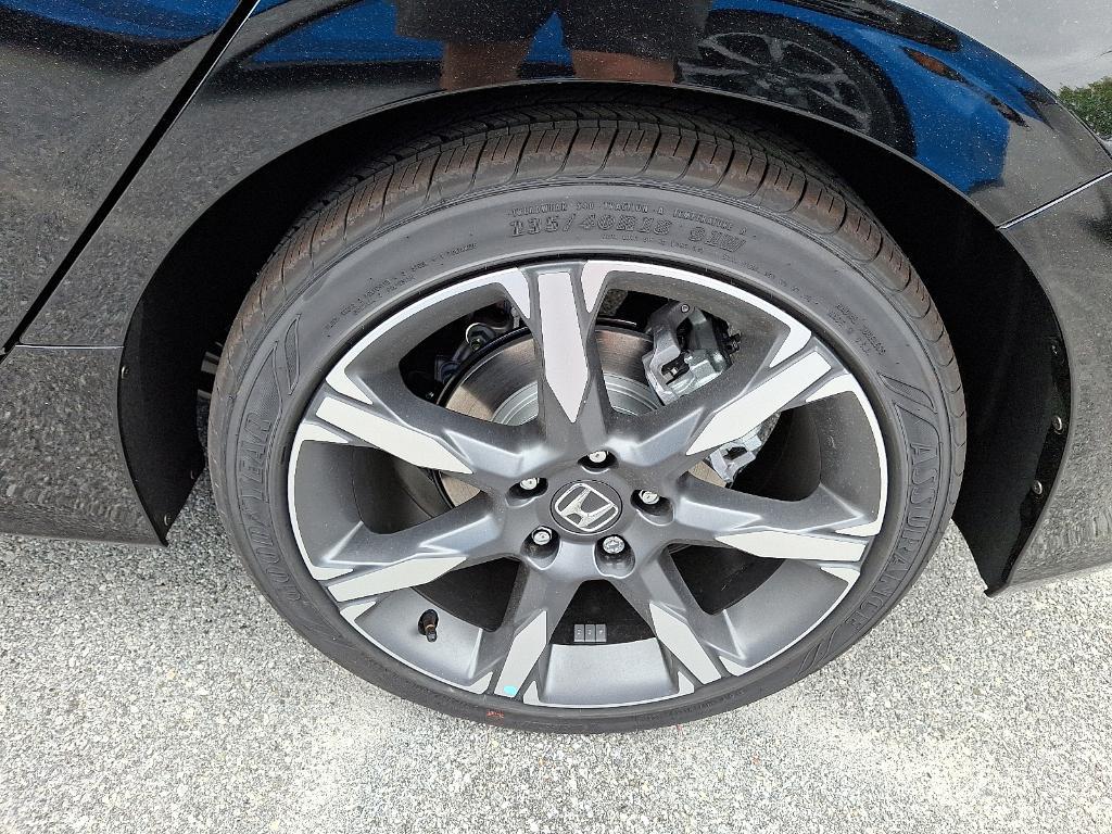 new 2026 Honda Civic Hybrid car, priced at $33,625