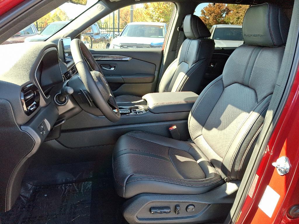 new 2025 Honda Pilot car, priced at $53,631