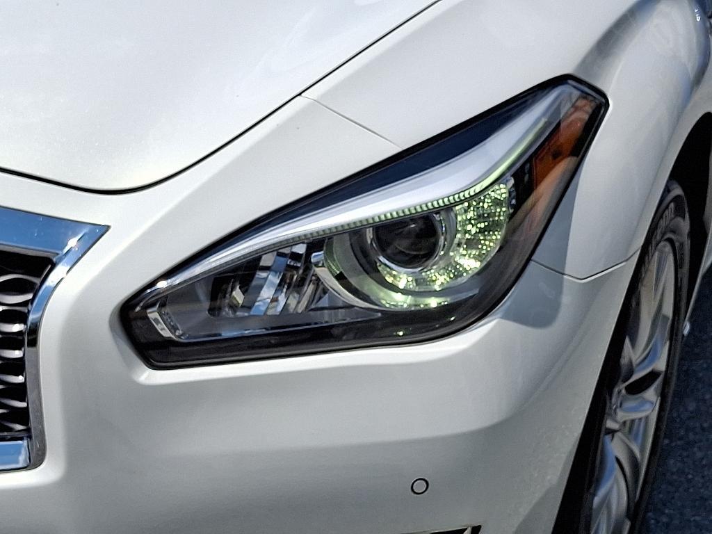 used 2015 INFINITI Q70 car, priced at $19,995