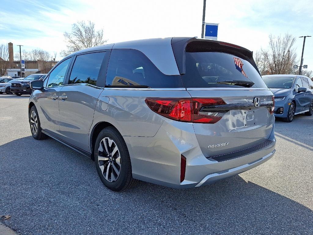 new 2026 Honda Odyssey car, priced at $42,694