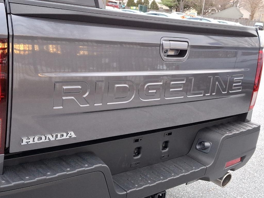 new 2025 Honda Ridgeline car, priced at $44,543