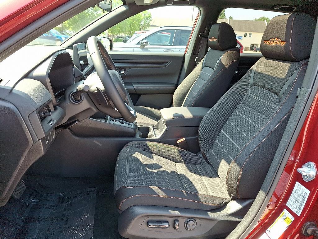 new 2026 Honda CR-V Hybrid car, priced at $39,666