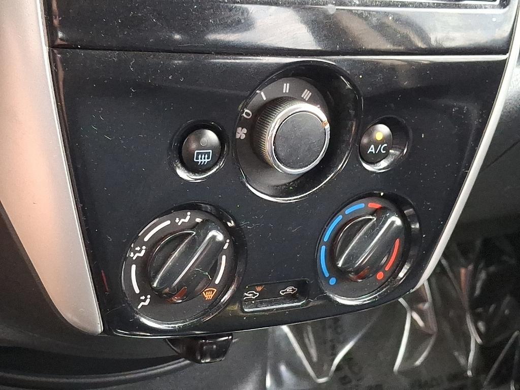 used 2016 Nissan Versa Note car, priced at $9,995