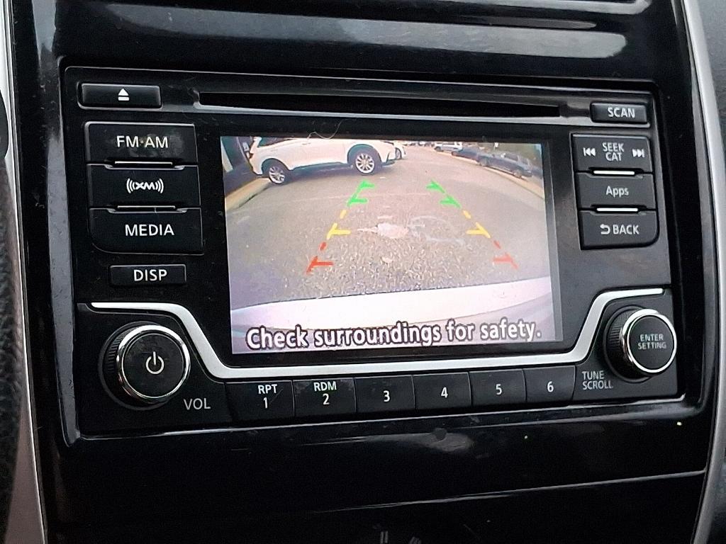 used 2016 Nissan Versa Note car, priced at $9,995