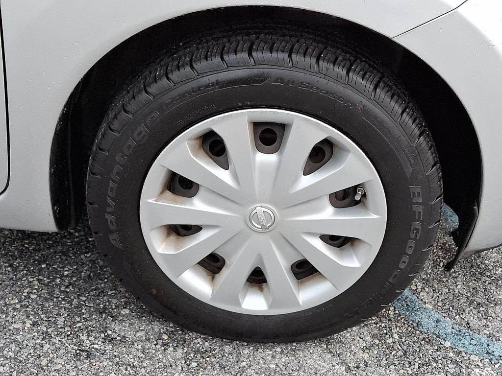 used 2016 Nissan Versa Note car, priced at $9,995