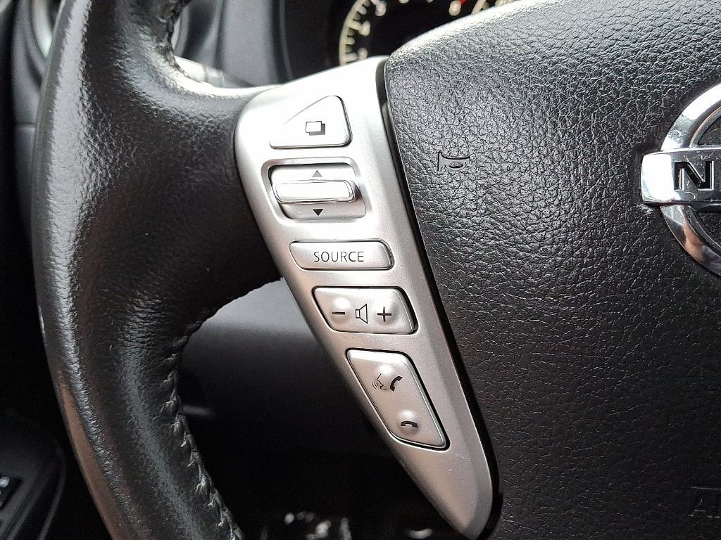 used 2016 Nissan Versa Note car, priced at $9,995