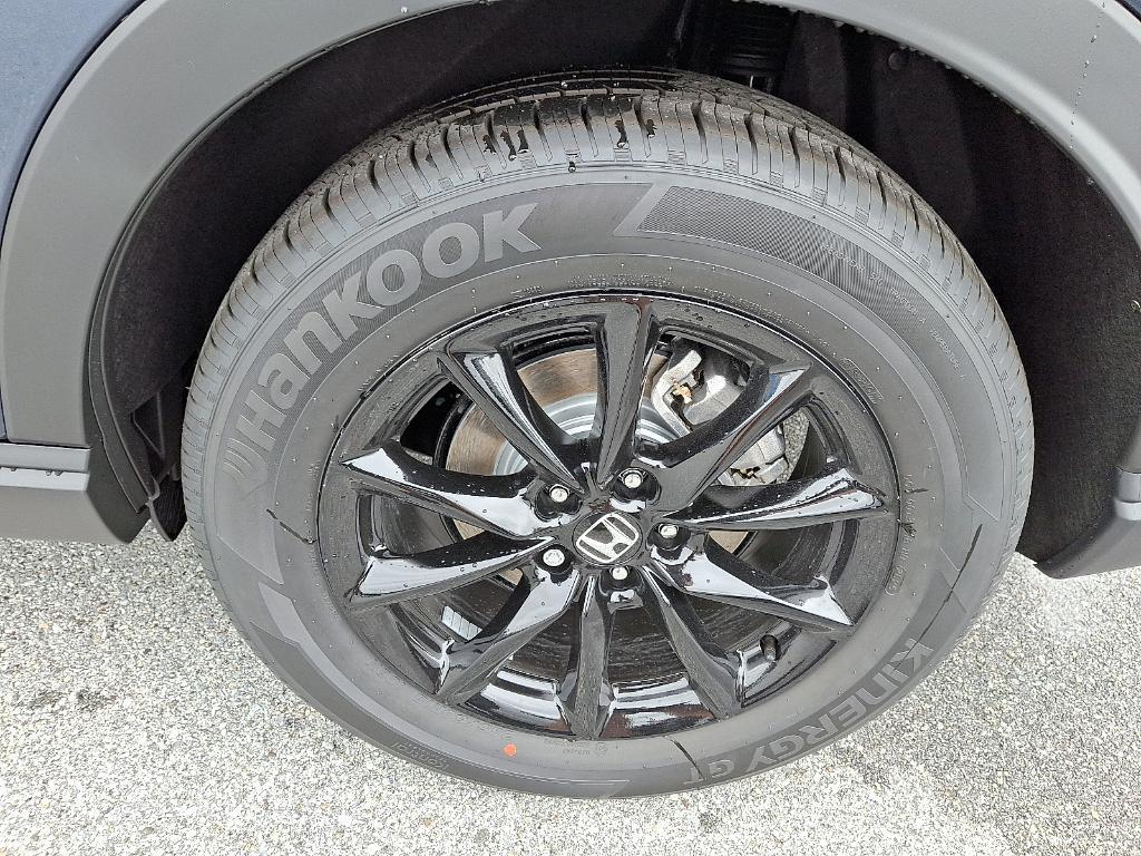 new 2026 Honda CR-V Hybrid car, priced at $40,640