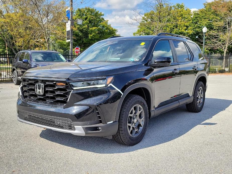 new 2025 Honda Pilot car, priced at $50,045