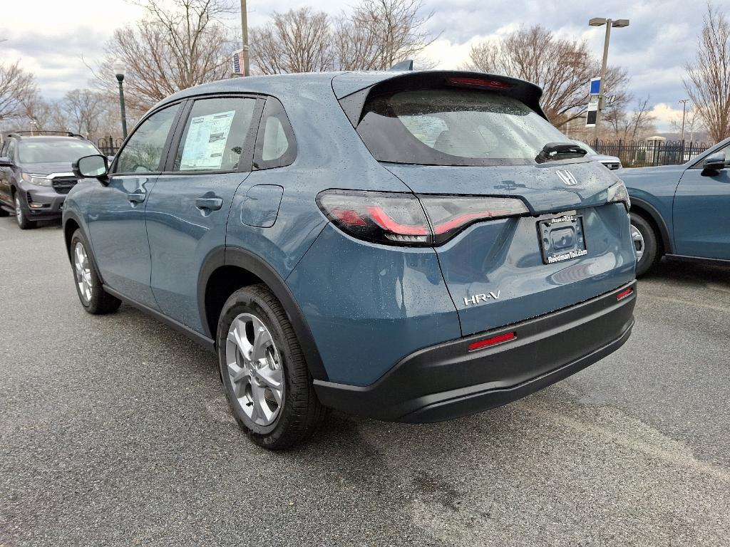 new 2025 Honda HR-V car, priced at $28,655