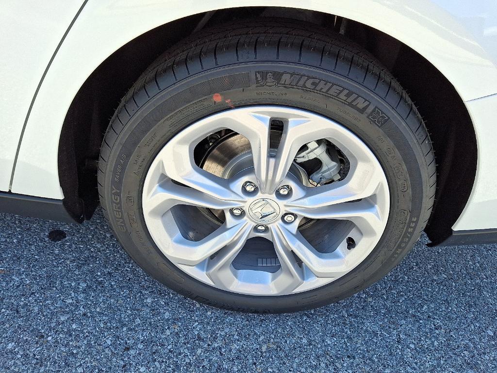 new 2025 Honda Accord car, priced at $29,745