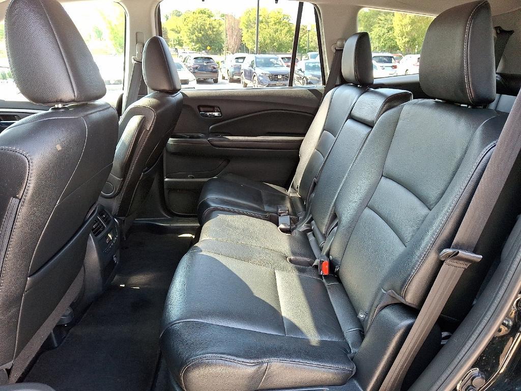 used 2021 Honda Pilot car, priced at $26,795