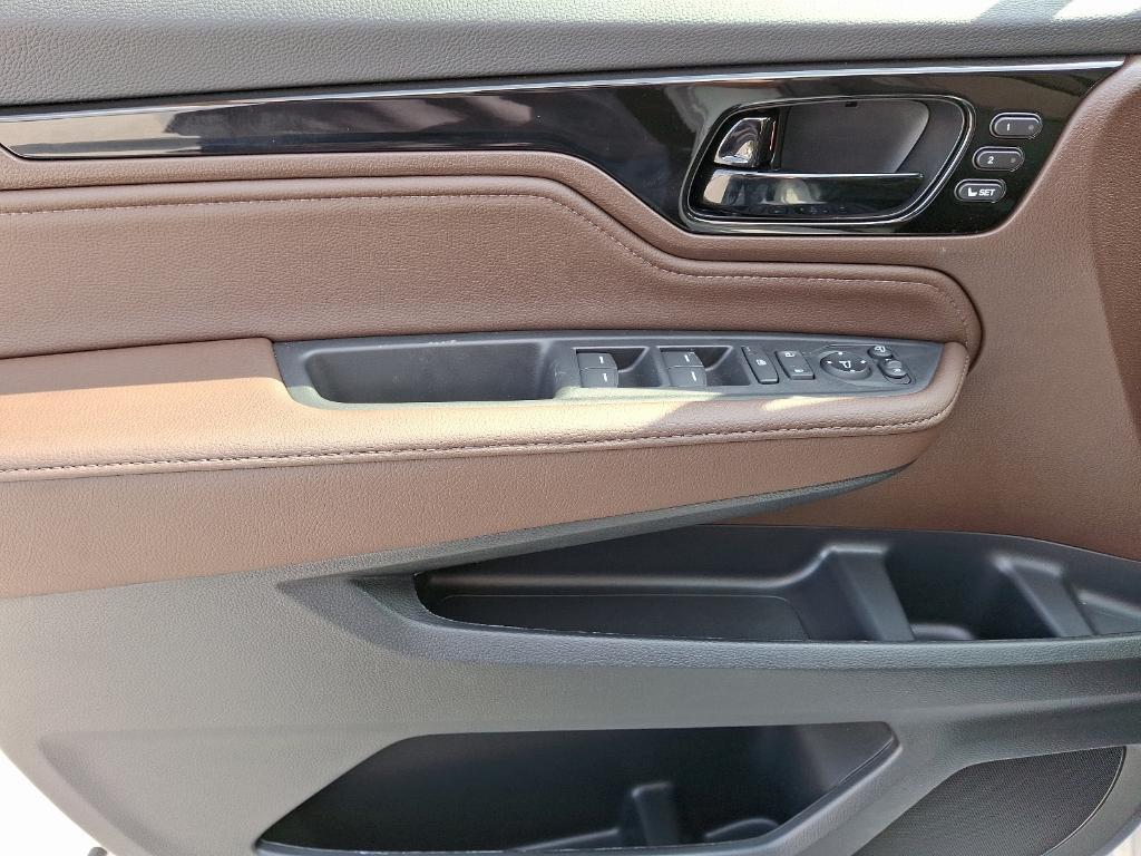 new 2025 Honda Odyssey car, priced at $49,917
