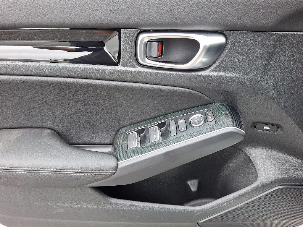 new 2025 Honda Civic Hybrid car, priced at $32,610