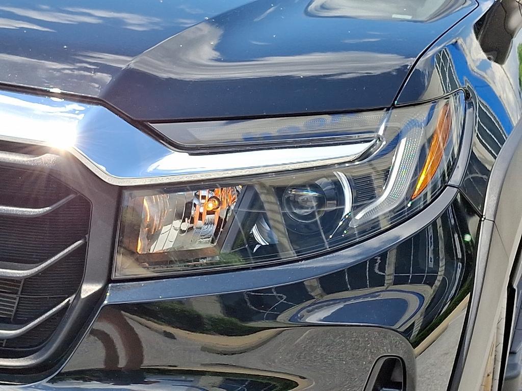 used 2022 Honda Ridgeline car, priced at $37,995