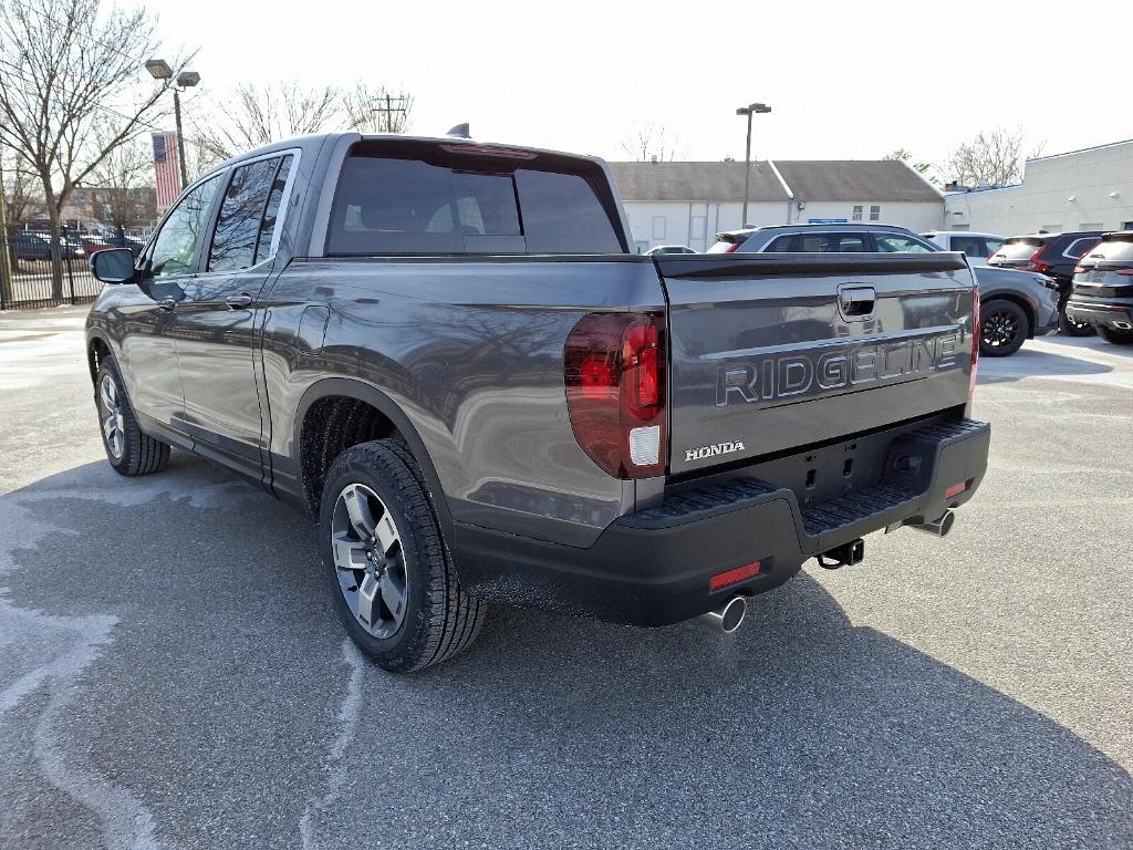 new 2025 Honda Ridgeline car, priced at $44,430