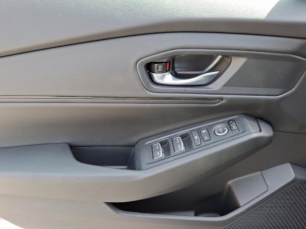 new 2025 Honda Accord car, priced at $31,762