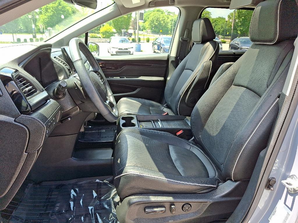used 2023 Honda Odyssey car, priced at $48,999