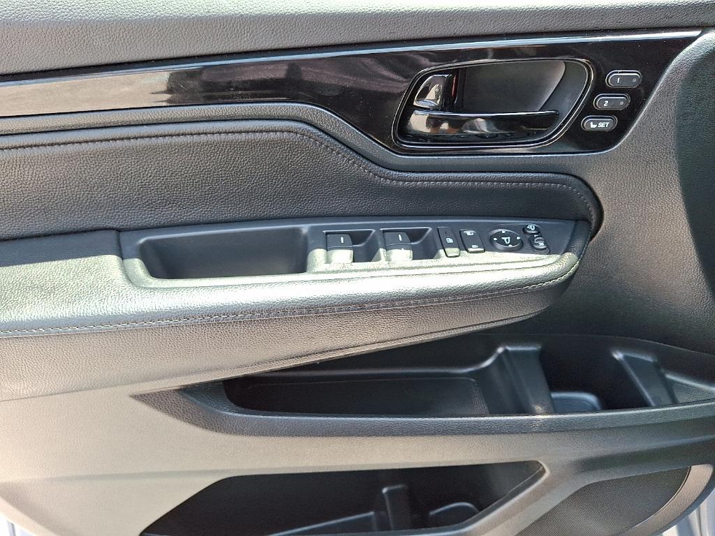 used 2023 Honda Odyssey car, priced at $48,999