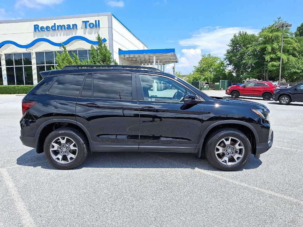 used 2022 Honda Passport car, priced at $31,995