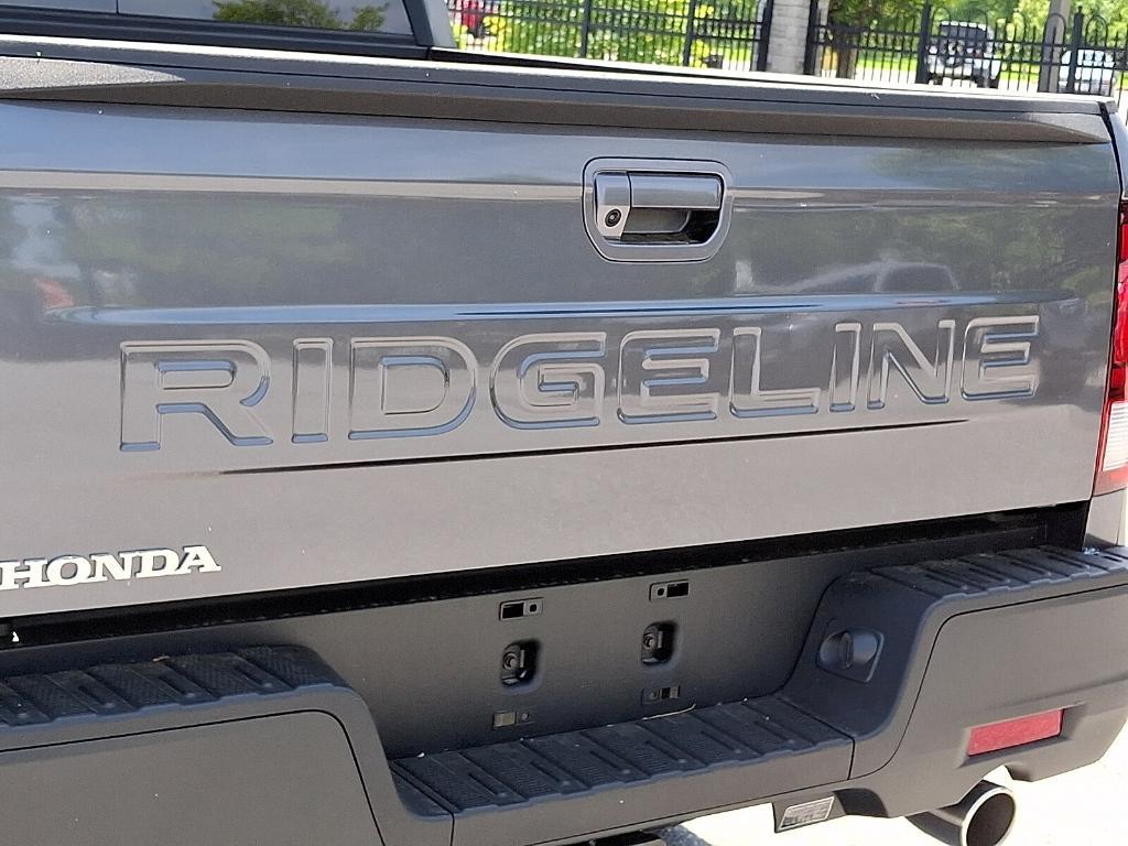 new 2025 Honda Ridgeline car, priced at $42,822