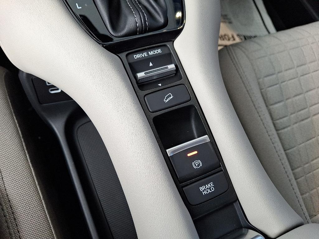 new 2026 Honda HR-V car, priced at $27,985