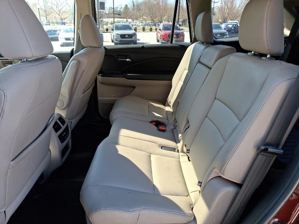 used 2020 Honda Pilot car, priced at $26,995