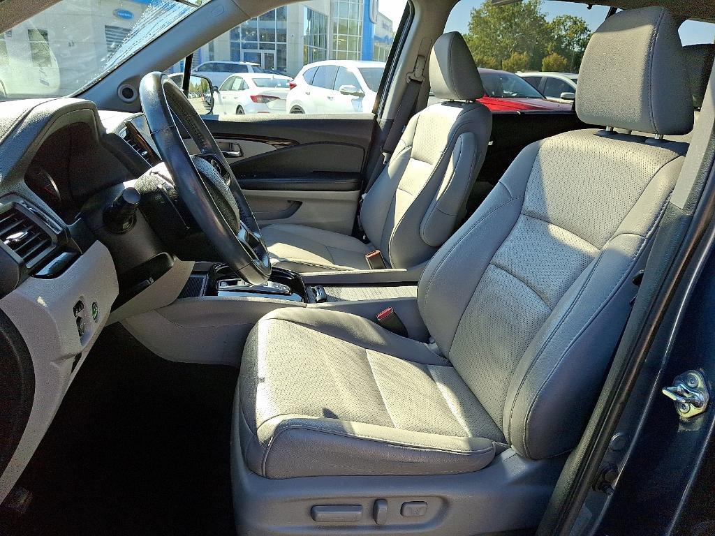 used 2019 Honda Pilot car, priced at $28,995