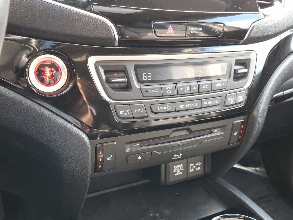 used 2021 Honda Pilot car, priced at $26,495
