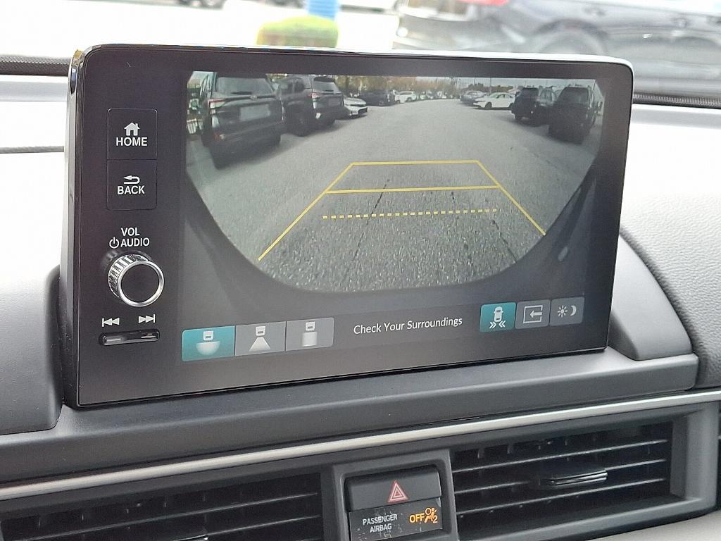 new 2025 Honda Pilot car, priced at $45,872