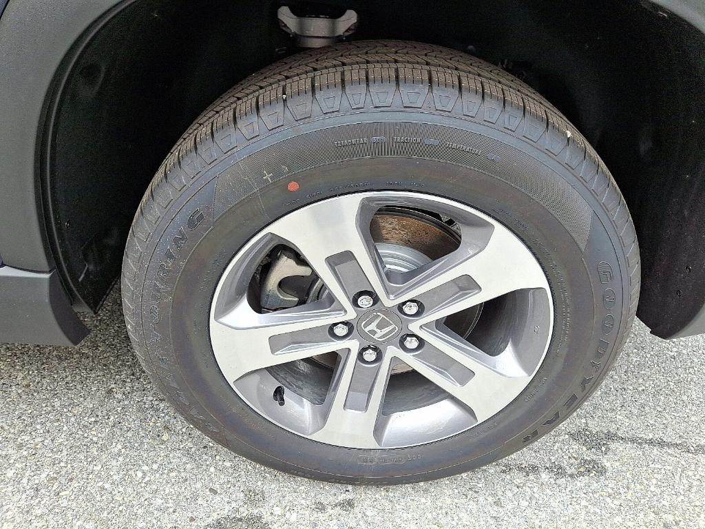 new 2025 Honda Pilot car, priced at $45,872