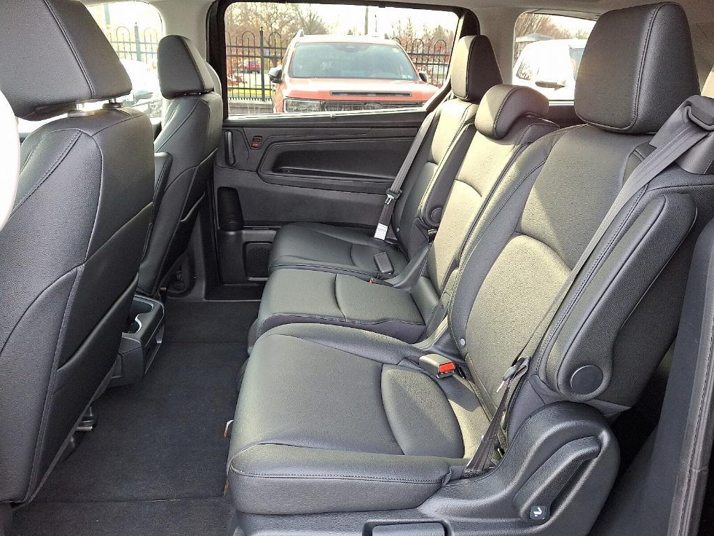 new 2026 Honda Odyssey car, priced at $44,186
