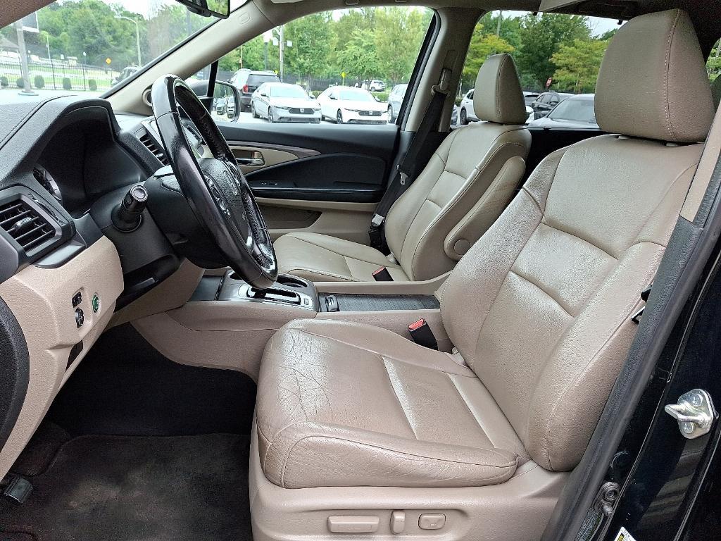 used 2016 Honda Pilot car, priced at $16,595