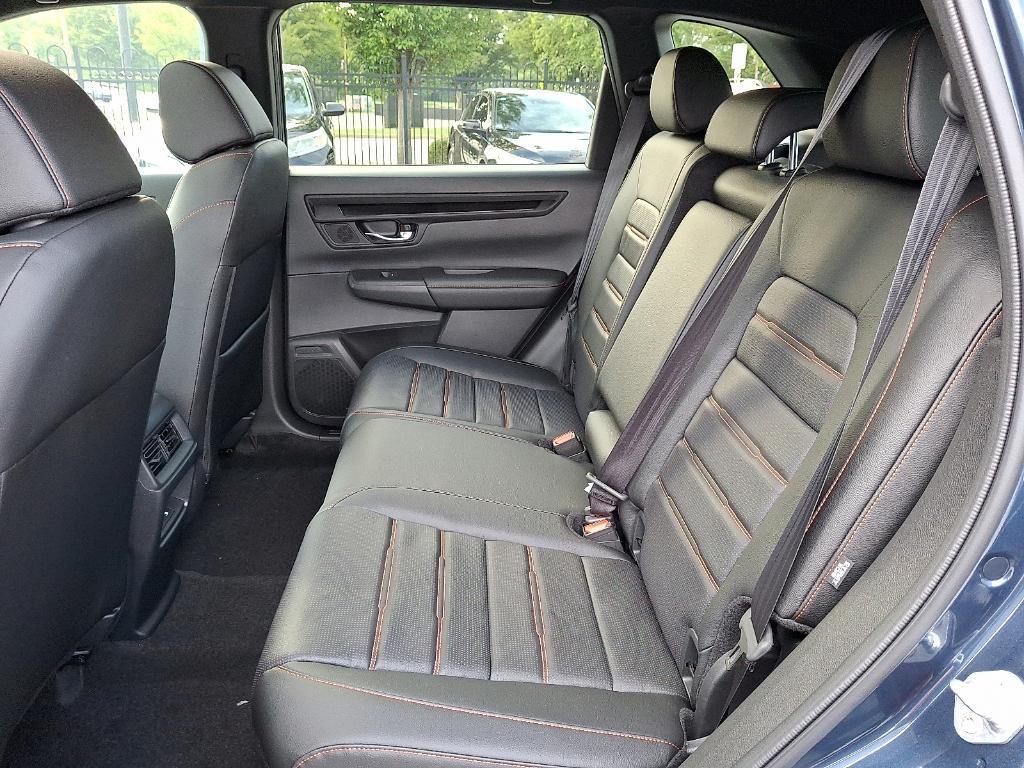 new 2026 Honda CR-V Hybrid car, priced at $40,640