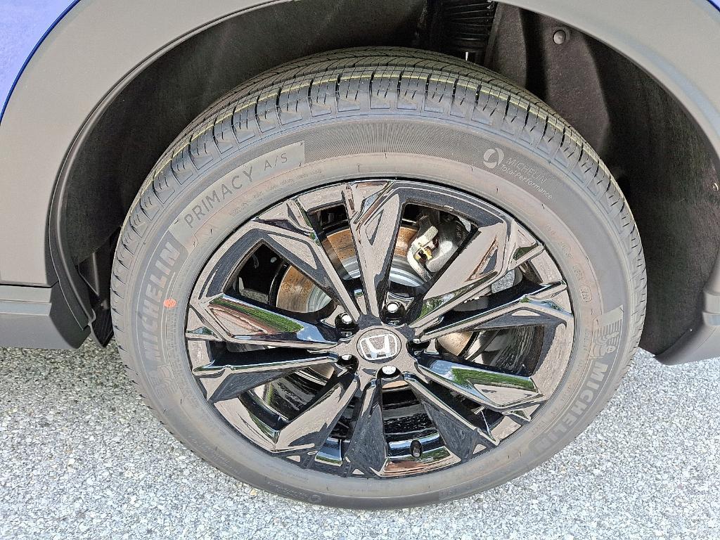 new 2025 Honda CR-V Hybrid car, priced at $41,024