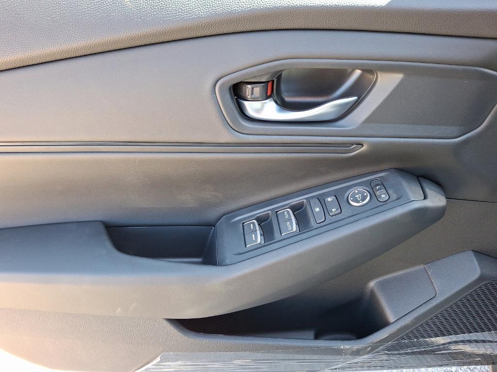 new 2025 Honda Accord car, priced at $31,762