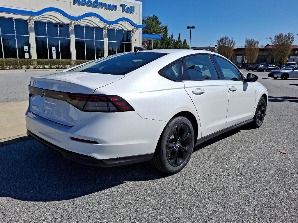 new 2025 Honda Accord car, priced at $31,762