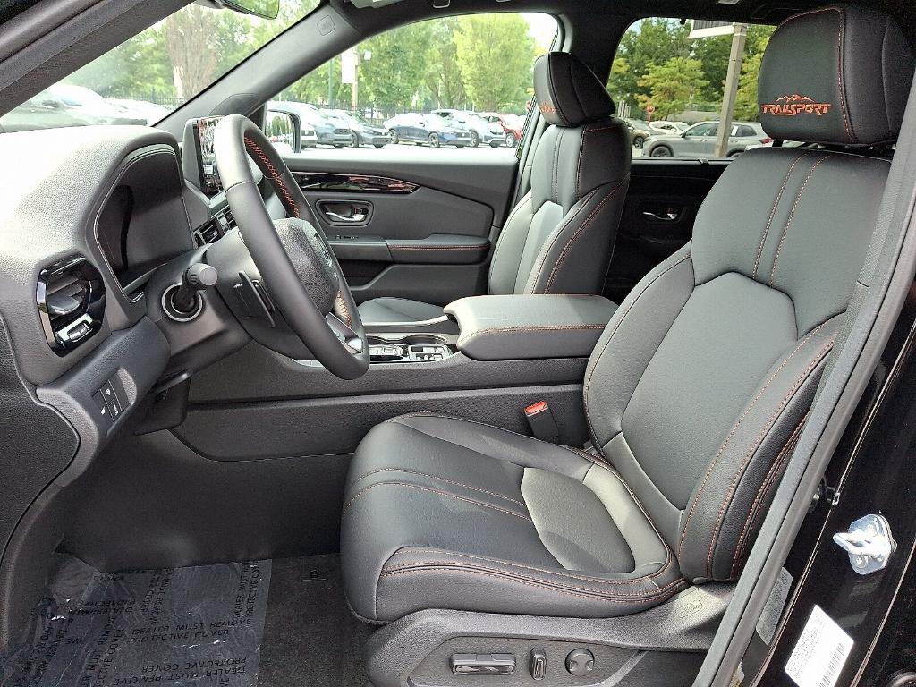 new 2025 Honda Pilot car, priced at $48,844