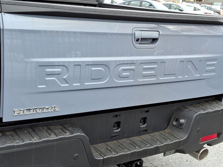 new 2025 Honda Ridgeline car, priced at $48,600