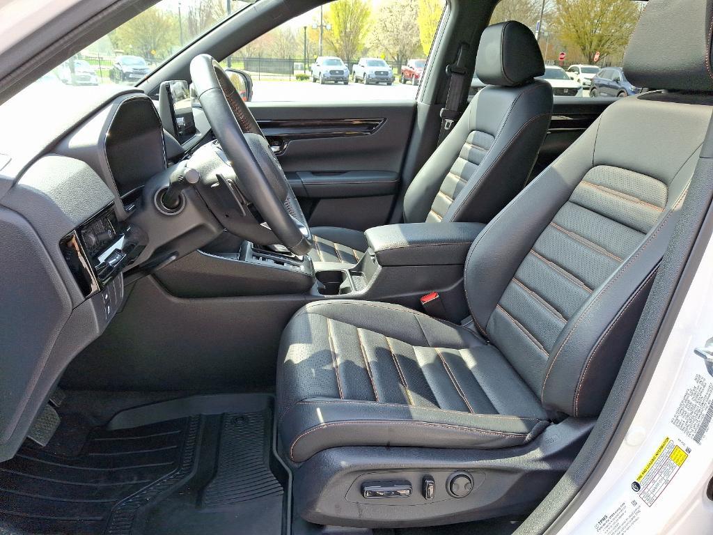 used 2023 Honda CR-V Hybrid car, priced at $35,995