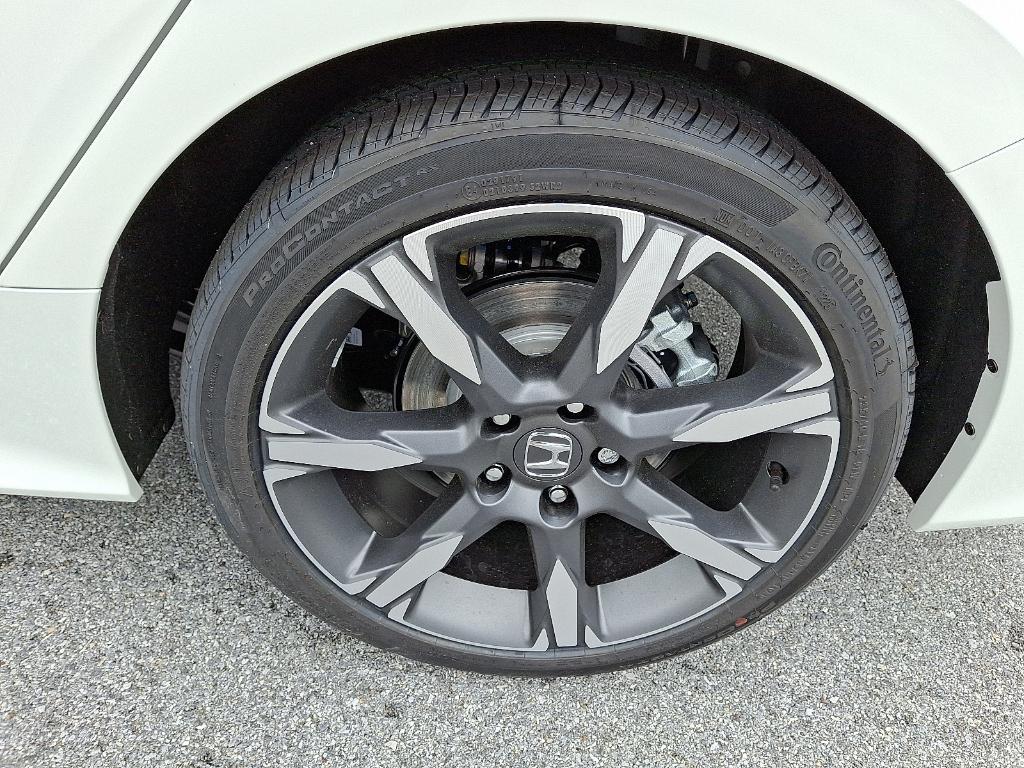 new 2025 Honda Civic Hybrid car, priced at $32,610