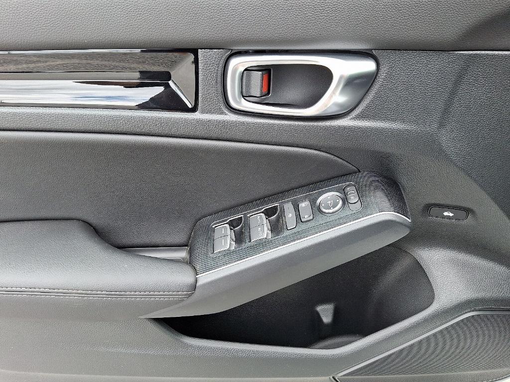 new 2025 Honda Civic Hybrid car, priced at $32,610