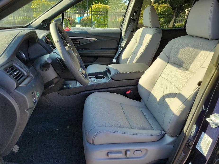 new 2025 Honda Passport car, priced at $43,045