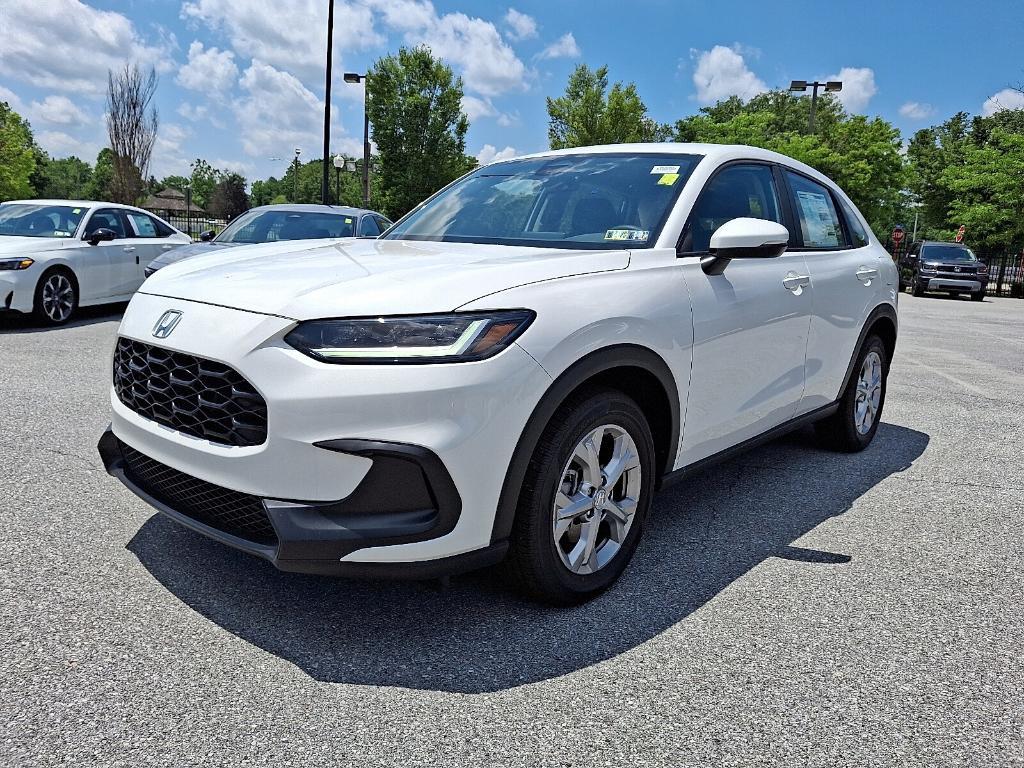 new 2025 Honda HR-V car, priced at $28,656